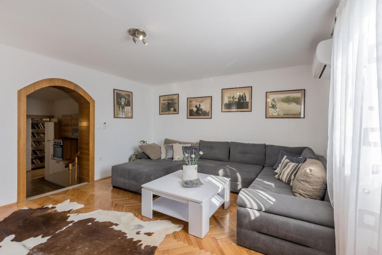 Boban Sunny Apartment Solin Exterior photo