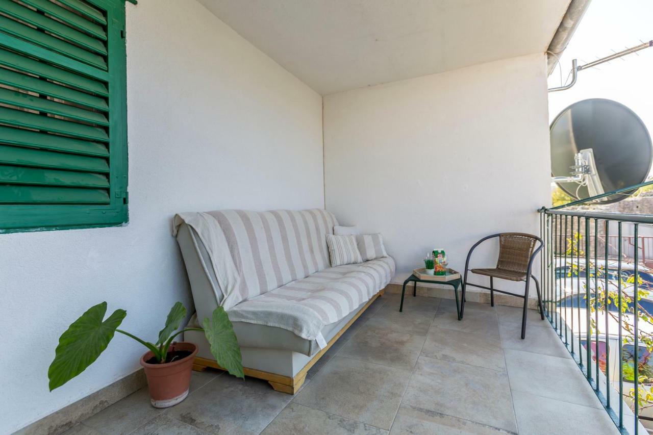 Boban Sunny Apartment Solin Exterior photo
