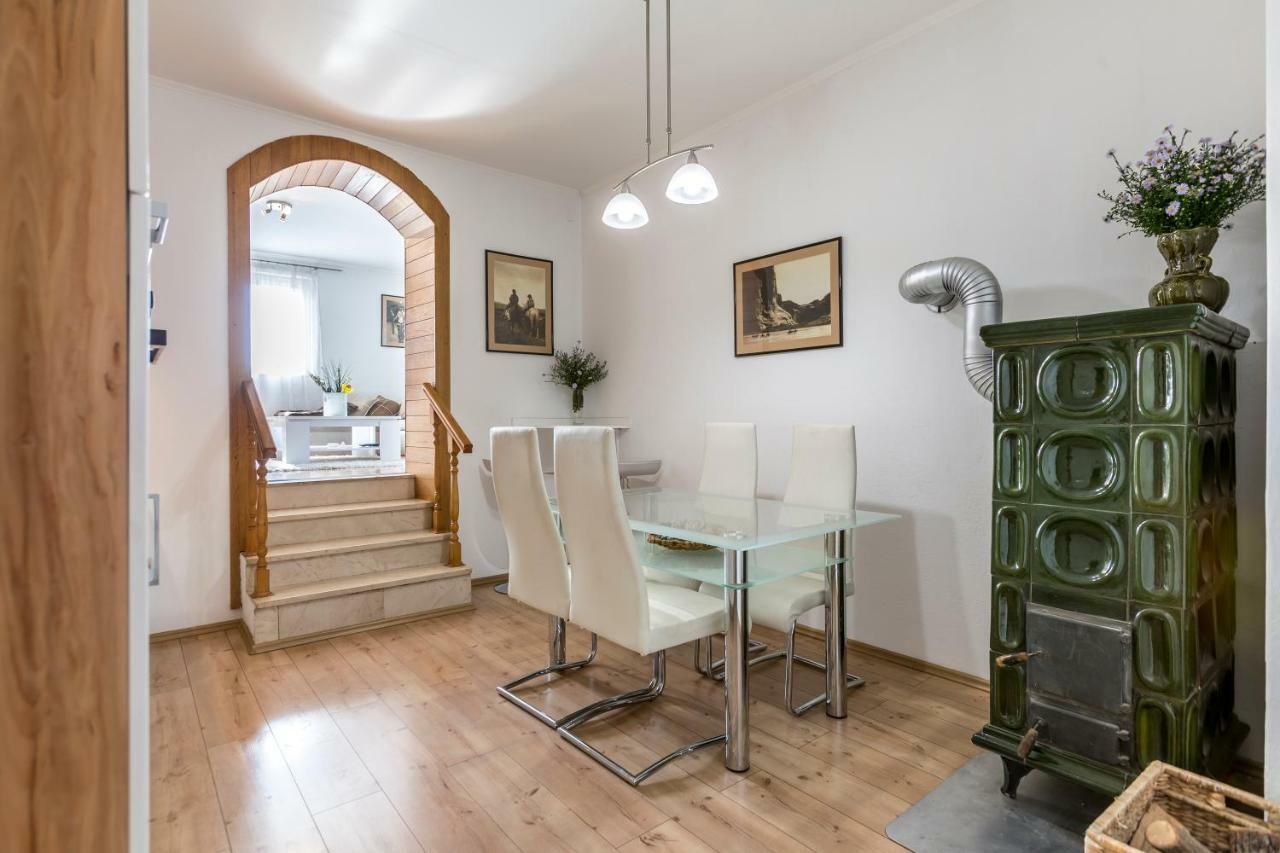 Boban Sunny Apartment Solin Exterior photo